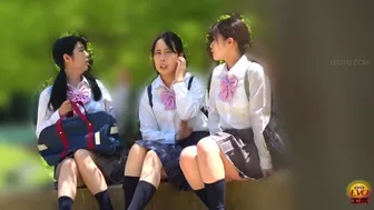 DLEE-687 01 Hidden footage: friendship collapse over the toilet! Schoolgirls big fight for the turn to pee