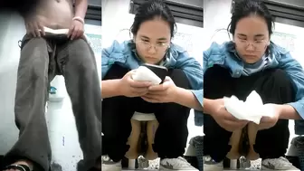 Tourists in The Toilet 02
