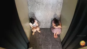 DLEE-739 03 Confinement girls neglected peeing