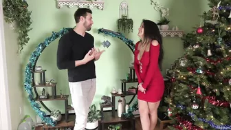 Jasmine - She Needs To Pee At The Party