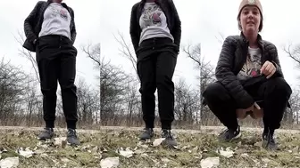 MeekoRain - Went for a jog, had to pee