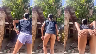 stickyandwet69 - PEEING in da backyard