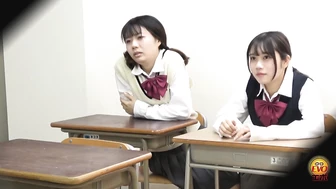 DLEE-764 04 Hidden camera inside high school. Girls line up and pee.