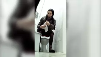 Shopping Centre Toilet 2021 (181-192)