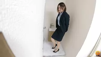 DLEE-777 03 Office lady’s slight leak and emergency toilet rush.