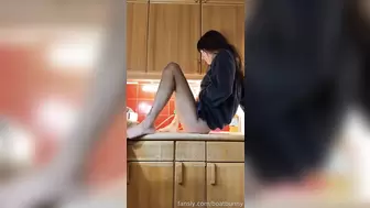 boatbunny - Pissing Compilation 06