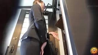 DLEE-785 04 Hidden camera: working woman’s embarrassing wetting. An embarrassing continent of pee staining her clothes.