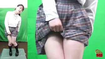 DLFF-678 03 Multi view observation of agonizing schoolgirls wetting their panties.