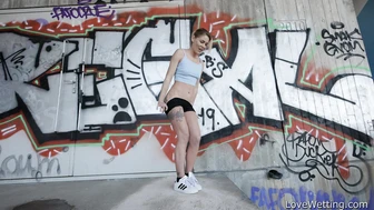 Claudia - Pissing Scene