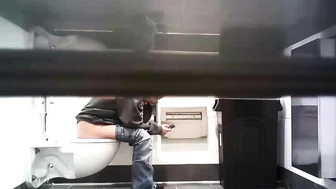 Hot Girls In Student Toilet 5