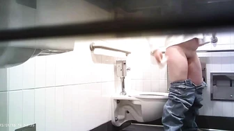 Hot Girls In Student Toilet 12