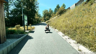 Veronika - Pissing Scene