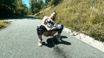 Veronika - Pissing Scene