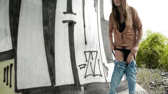 Lola Desire - Pissing Scene