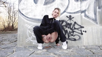 Claudia - Pissing Scene, LoveWetting, PissRIP