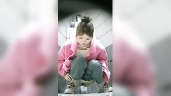 Chinese mall restroom hidden-cam series, front and rear views