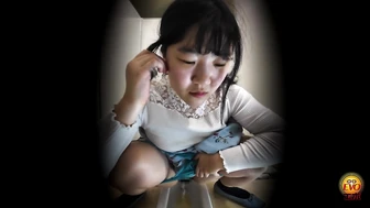 DLEE-847 03 Popular public toilet spots in the city!! Large queues for urination 4