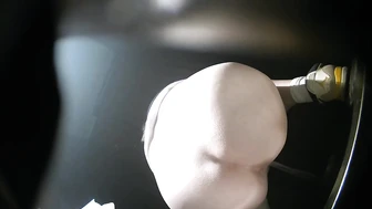 Bar Green Light Dozens of Girls Peeing 4