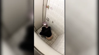 MUJI boutique TWTP 1685 Lurking in the school girls restroom