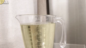 OJHI-786 04 Extreme Urination in a Western-Style Toilet: Buttocks Edition 2 - Buttocks Viewed Through a One-Way Mirror