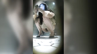 Multiple White Tiger Ladies