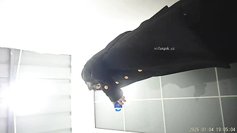 Toilet Shot Shen Xueqian