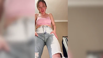 peestella - Pissing Compilation 07