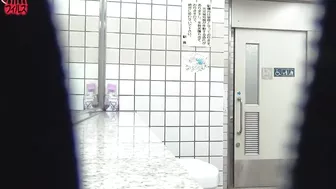 DLFF-027 04 Subway station toilet rush