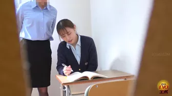 DLEE-697 04 Unforeseen situation. Women forced to wet themselves after being held from going to the toilet