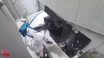 DLFF-181 03 Outdoor piss voyeur - women peenig standing up in narrow alley