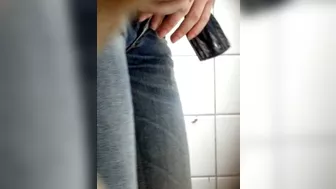 Slim young girl splatters her legs