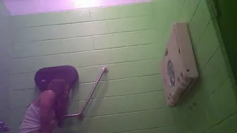 Beach toilet